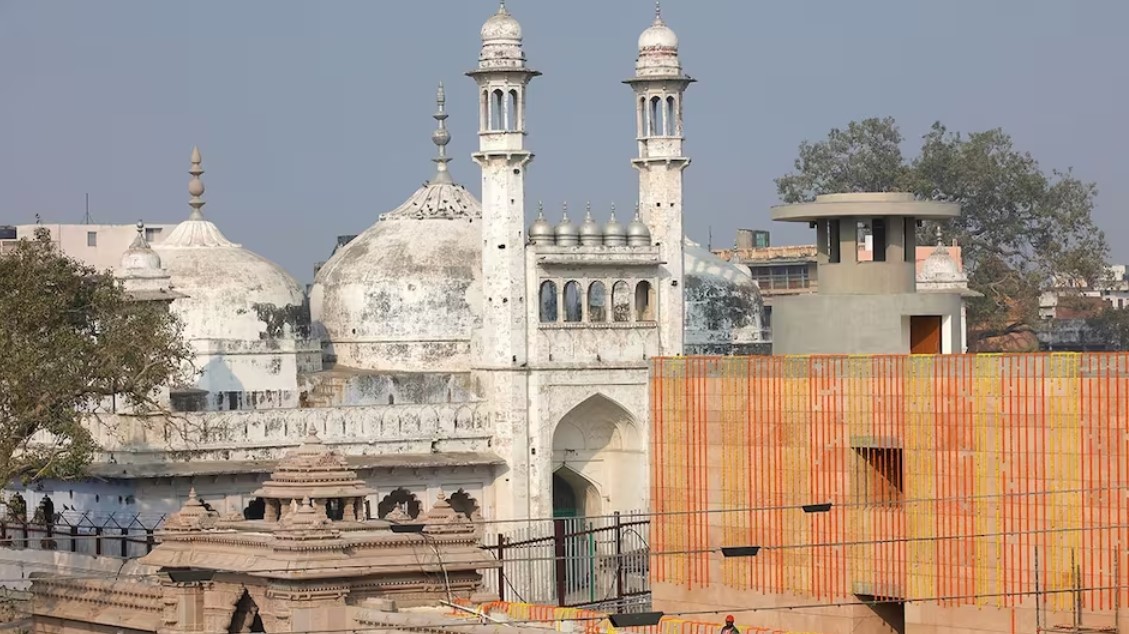 Even as the Muslim side approaches the Supreme Court, the ASI will begin a survey of the Gyanvapi Mosque early Friday morning.