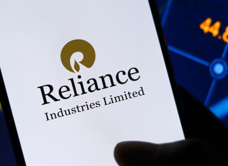 Together with Oberoi Hotels, Reliance Industries will co-manage three hotel projects.